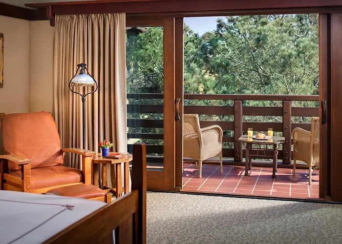 Signature King Room